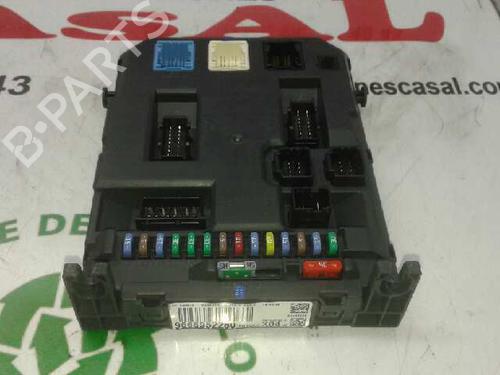 Used Fuse box CITROËN C3 II (SC_) [2009-2025]  7952489