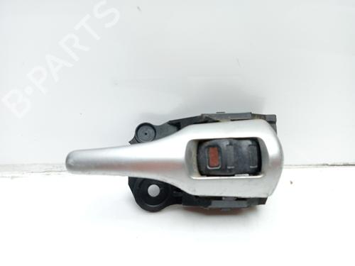 Used Front right interior door handle Front right interior door handle 16587178 16587178