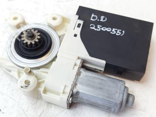 Portierruitmotor rechtsvoor FORD FOCUS C-MAX (DM2) 2.0 TDCi (136 hp) 30619195