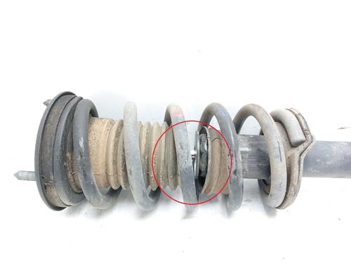 Left front shock absorber LEXUS IS III (_E3_) 300h (AVE30_, AVE30R) | BP18860132M16 - Image 5