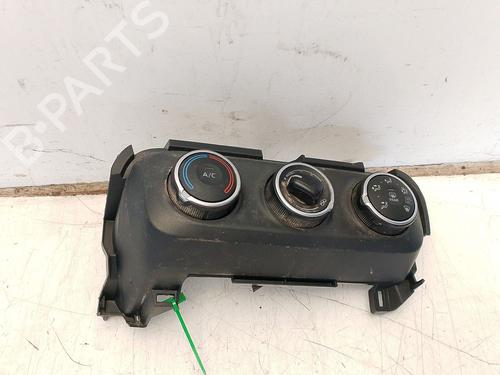 Used Climate control Climate control 37793088 37793088