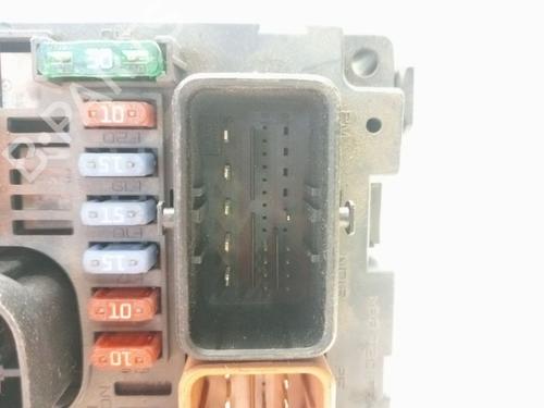 Fuse box PEUGEOT 308 I (4A_, 4C_) | BP30873684E1