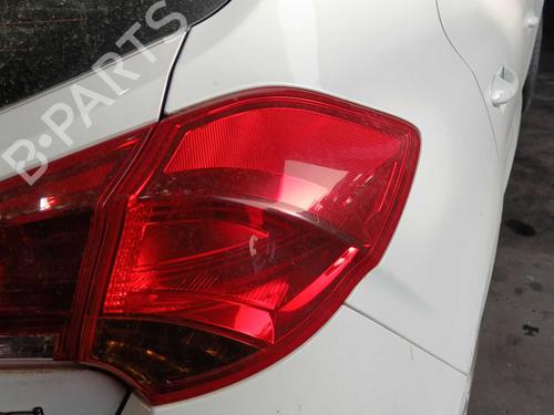 Used Right taillight Right taillight 37696040 37696040