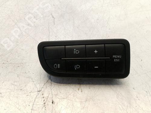 Used Headlight switch Headlight switch 37793183 37793183