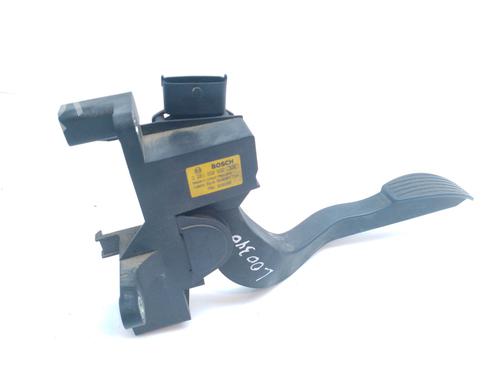 pedal-iveco-daily-iv-van-504061734-2006-2007-2008-2009-2010-2011-2012-16772565 main image