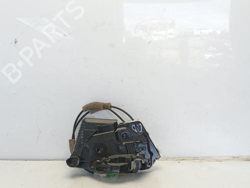 Used Front right lock TOYOTA YARIS (_P21_, _PA1_, _PH1_) 1.5 Hybrid (MXPH10, MXPH11) (116 hp) 25851091
