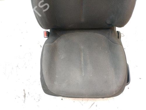 Left front seat CITROËN C4 Coupe (LA_) 1.6 16V | BP38069718C15 - Image 3