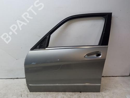 Used Left front door MERCEDES-BENZ GLK-CLASS (X204) [2008-2015]  31183423