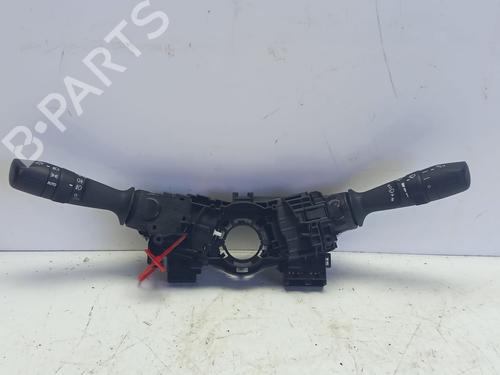 switch-toyota-land-cruiser-prado-_j15_-2009-30622005 main image