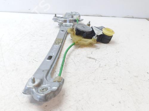 Fensterheber links hinten TOYOTA COROLLA Estate (_E21_) 1.8 VVTi Hybrid (ZWE219) | BP30873668C24