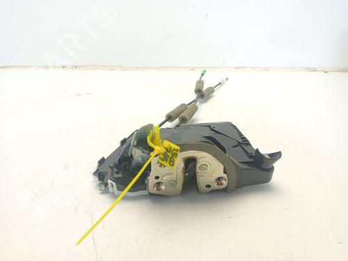 Used Front left lock TOYOTA YARIS CROSS (MXP_) 1.5 (MXPB10) (125 hp) 30617637