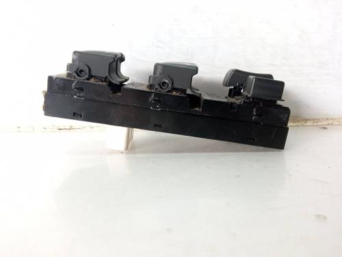 Left front window switch KIA MAGENTIS II (MG) 2.0 | BP24702846I27 