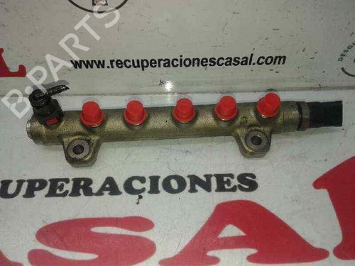 Used Injection rail Injection rail 7954098 7954098