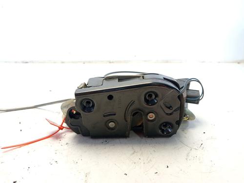 front-right-lock-mercedes-benz-vito-mixto-van-w639-2003-30578368 main image