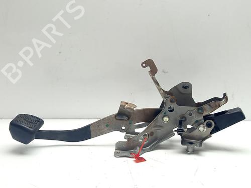 Pédale d'embrayage TOYOTA AYGO (_B4_) [2014-2025]  31188525
