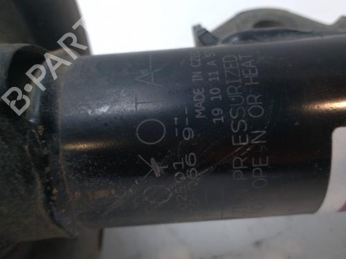 Right front shock absorber TOYOTA AURIS (_E18_)  | BP23648624M17