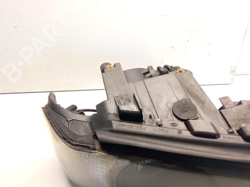 Right headlight BMW X5 (E53) 4.4 i | BP7964410C29 