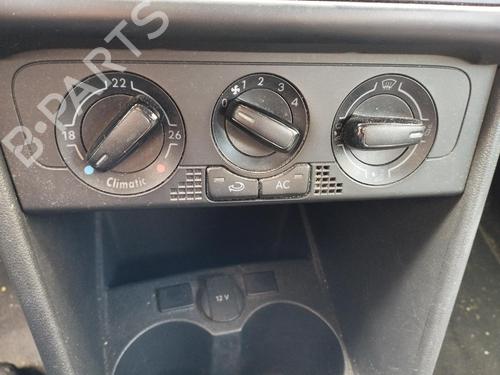 Used Climate control VW POLO V (6R1, 6C1) 1.6 (90 hp) 10735276