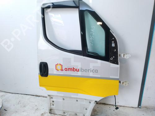 Used Right front door IVECO DAILY V Van [2011-2014]  30544416