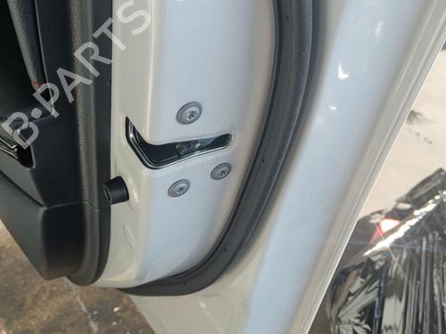 front-right-lock-toyota-corolla-hatchback-_e21_-_ea1_-_eh1_-2018-37695687 main image