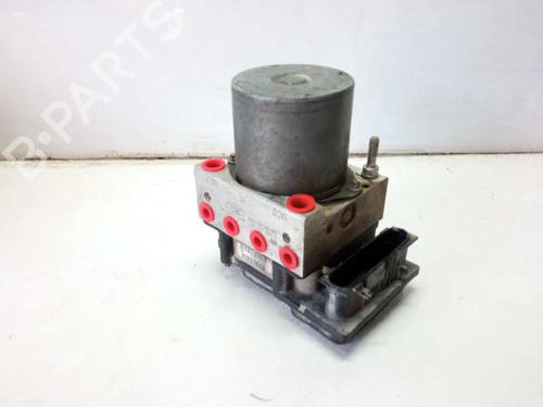 Used ABS pump FORD MONDEO III (B5Y) [2000-2007]  8132554