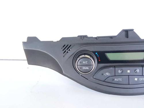 Climate control TOYOTA YARIS (_P13_) 1.5 Hybrid (NHP130_, NHP130) | BP7964188I5 