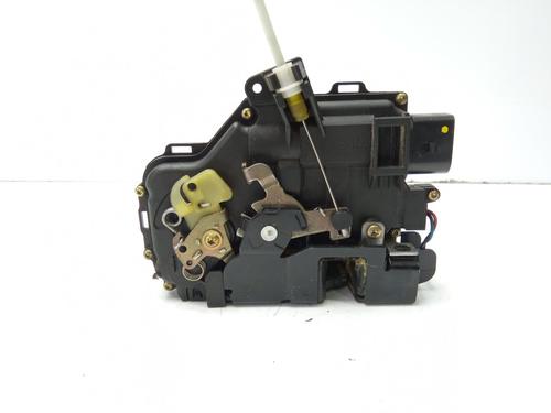 Front left lock AUDI A4 B6 (8E2) 1.9 TDI | BP12309959C98 