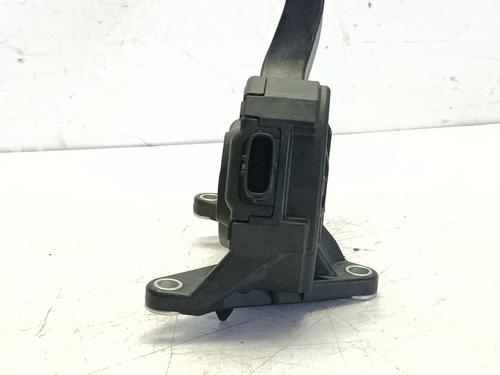 Pedal TOYOTA COROLLA Hatchback (_E21_, _EA1_, _EH1_) | BP38178144I4 - Image 2