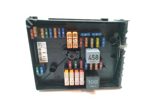 Used Fuse box Fuse box 15003310 15003310