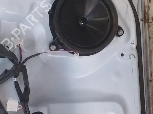 Left front door TOYOTA YARIS (_P13_) | BP31183431C2