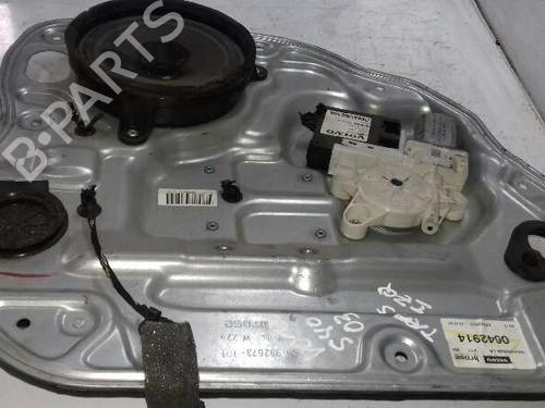 Rudehejsemekanisme venstre bagtil VOLVO S40 II (544) 2.0 D (136 hp) 7958483