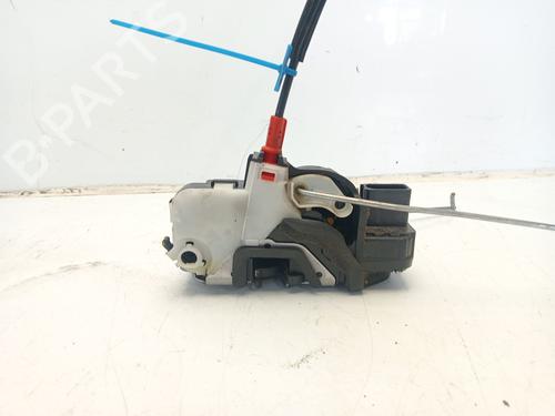 front-right-lock-opel-zafira-tourer-c-p12-2011-30578370 main image