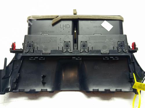 Luftventilen TOYOTA YARIS (_P13_) | BP30897532I21