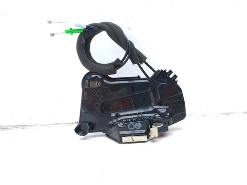 front-right-lock-toyota-c-hr-_x1_-6903002511-2016-18161326 main image