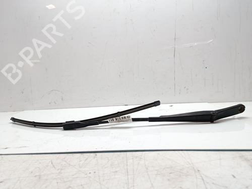 Used Front windshield wiper arm Front windshield wiper arm 36775675 36775675