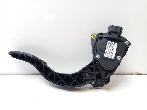 Pedal Pedal RENAULT CAPTUR I (J5_, H5_) 0.9 TCe 90 (90 hp) 33621559 33621559