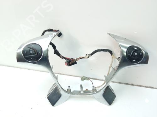 Used Steering wheel controls Steering wheel controls 12451615 12451615