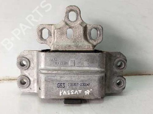 Used Support VW PASSAT B6 Variant (3C5) 3.2 FSI 4motion (250 hp) 14224808