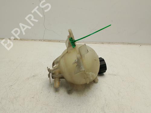 washer-pump-peugeot-207-wa_-wc_-2006-2007-2008-2009-2010-2011-2012-2013-2014-2015-34053735 main image