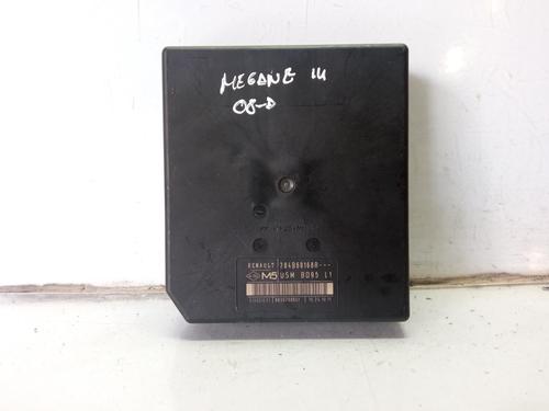 Fuse box RENAULT MEGANE III Hatchback (BZ0/1_, B3_)  | BP8813104E1 