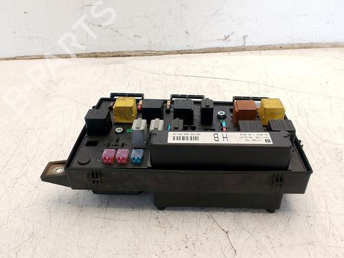 Fuse box OPEL ASTRA H GTC (A04) 1.9 CDTi 16V (L08) | BP38085524E1 - Image 3