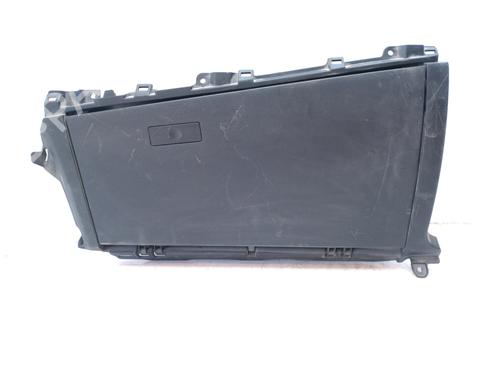 Used Glove box Glove box 18915488 18915488