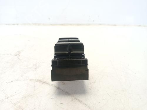 Left front window switch KIA CEED (CD) 1.4 T-GDI | BP31159146I27 - Image 3