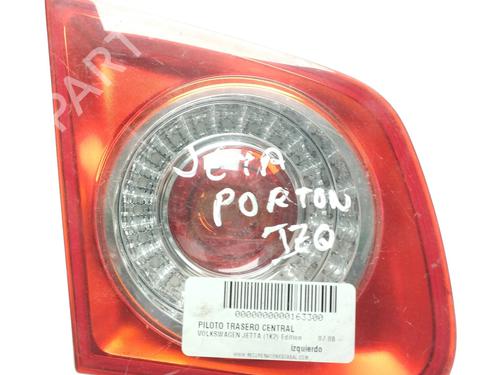Used Rear center light Rear center light 10979944 10979944