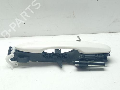 front-right-exterior-door-handle-toyota-yaris-_p13_-2010-2011-2012-2013-2014-2015-2016-2017-2018-2019-2020-31131618 main image