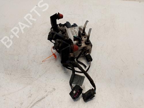 Brake master cylinder BMW 7 (E65, E66, E67) 730 d | BP34581672M77 - Image 3