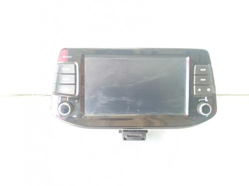 Used Radio Radio 10175941 10175941