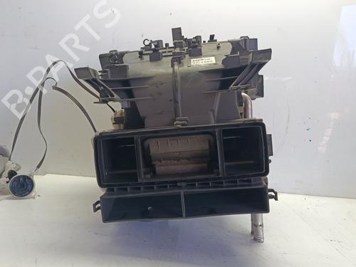 Used Heater matrix box Heater matrix box TOYOTA YARIS (_P9_) 1.3 VVT-i (SCP90_, SCP90R) (87 hp) 33675478 33675478