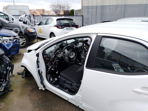 Front left panel TOYOTA YARIS (_P13_)  | BP31185073C58 