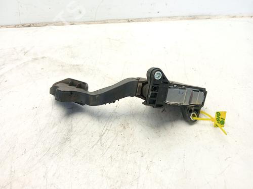 Pedal TOYOTA YARIS VERSO (_P2_) 1.4 D-4D (NLP20_, NLP22_) | BP30961037I4